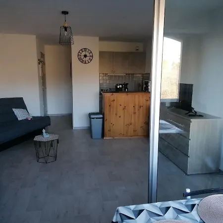 아파트 Joli Studio De 30m2 *