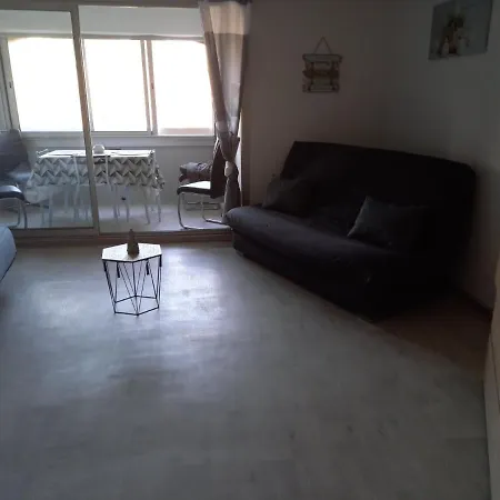 Joli Studio De 30m2 * Agde